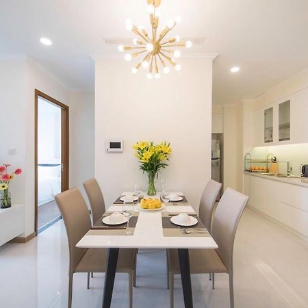 Homes By Christine - Vinhomes Central Park Ho Chi Minh-stad Buitenkant foto