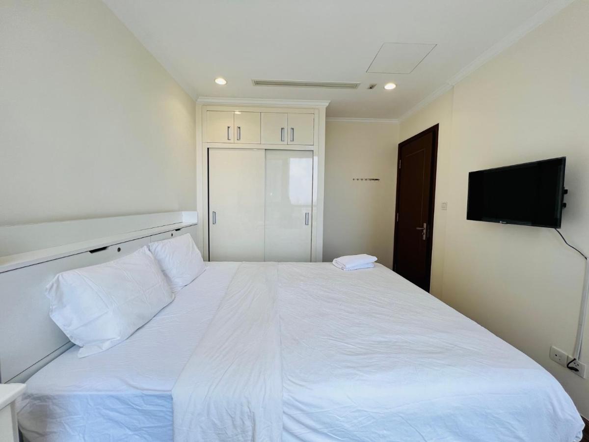 Homes By Christine - Vinhomes Central Park Ho Chi Minh-stad Buitenkant foto