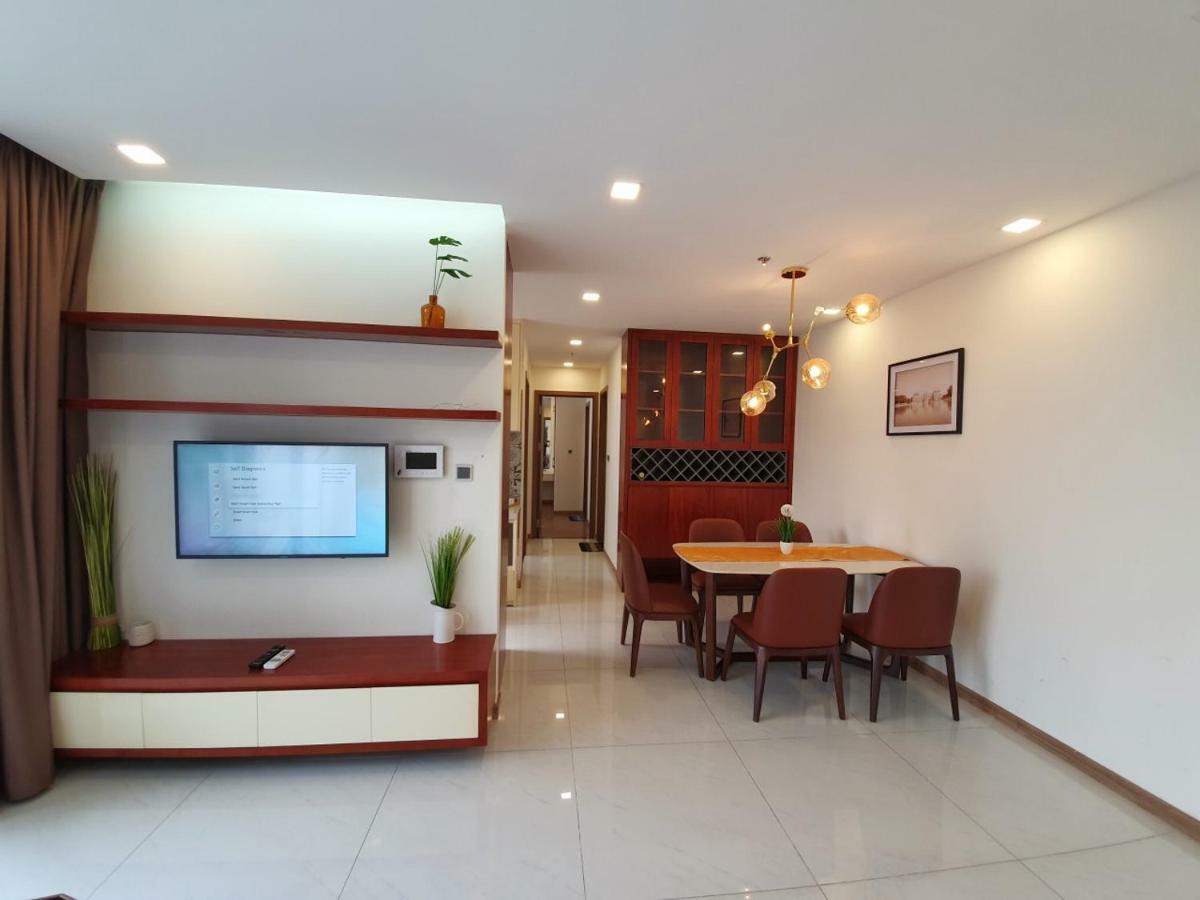 Homes By Christine - Vinhomes Central Park Ho Chi Minh-stad Buitenkant foto