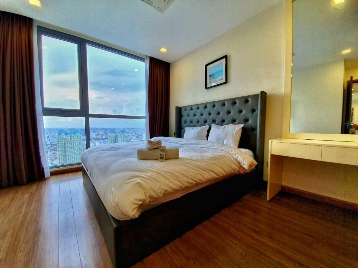 Homes By Christine - Vinhomes Central Park Ho Chi Minh-stad Buitenkant foto