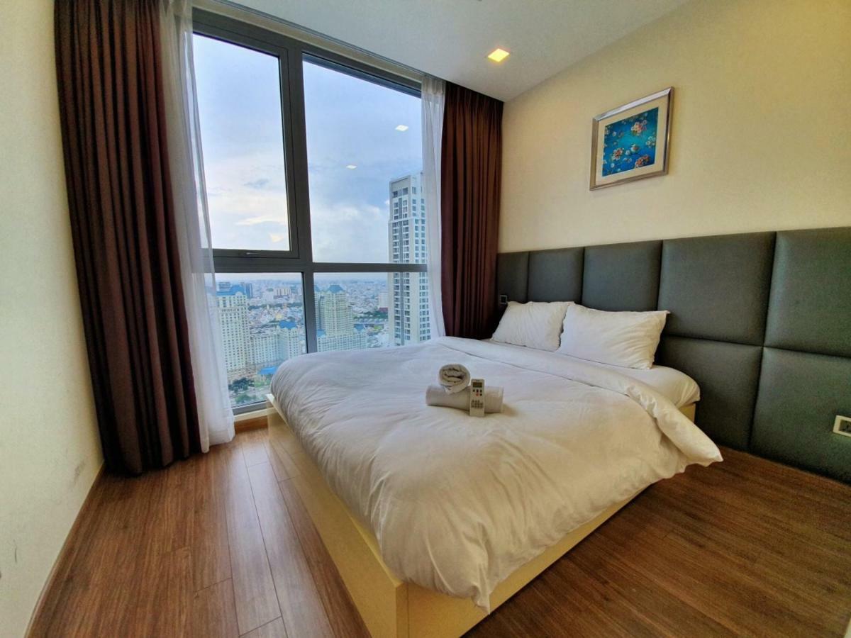 Homes By Christine - Vinhomes Central Park Ho Chi Minh-stad Buitenkant foto