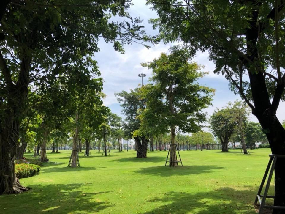 Homes By Christine - Vinhomes Central Park Ho Chi Minh-stad Buitenkant foto