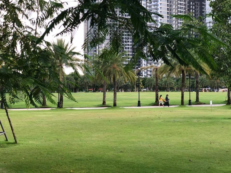 Homes By Christine - Vinhomes Central Park Ho Chi Minh-stad Buitenkant foto